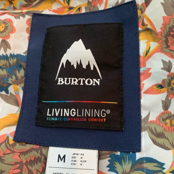 Burton one piece snowsuit - Picture 5 of 11